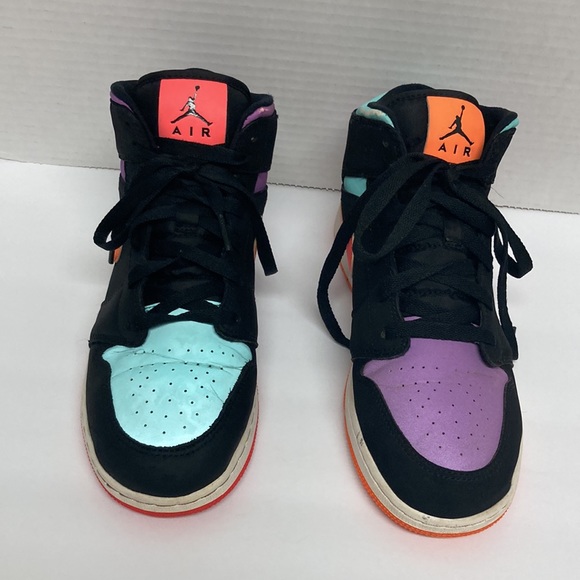NIKE AIR JORDAN 1 MID GS CANDY NO: 554725-083 7 Y - Picture 3 of 12